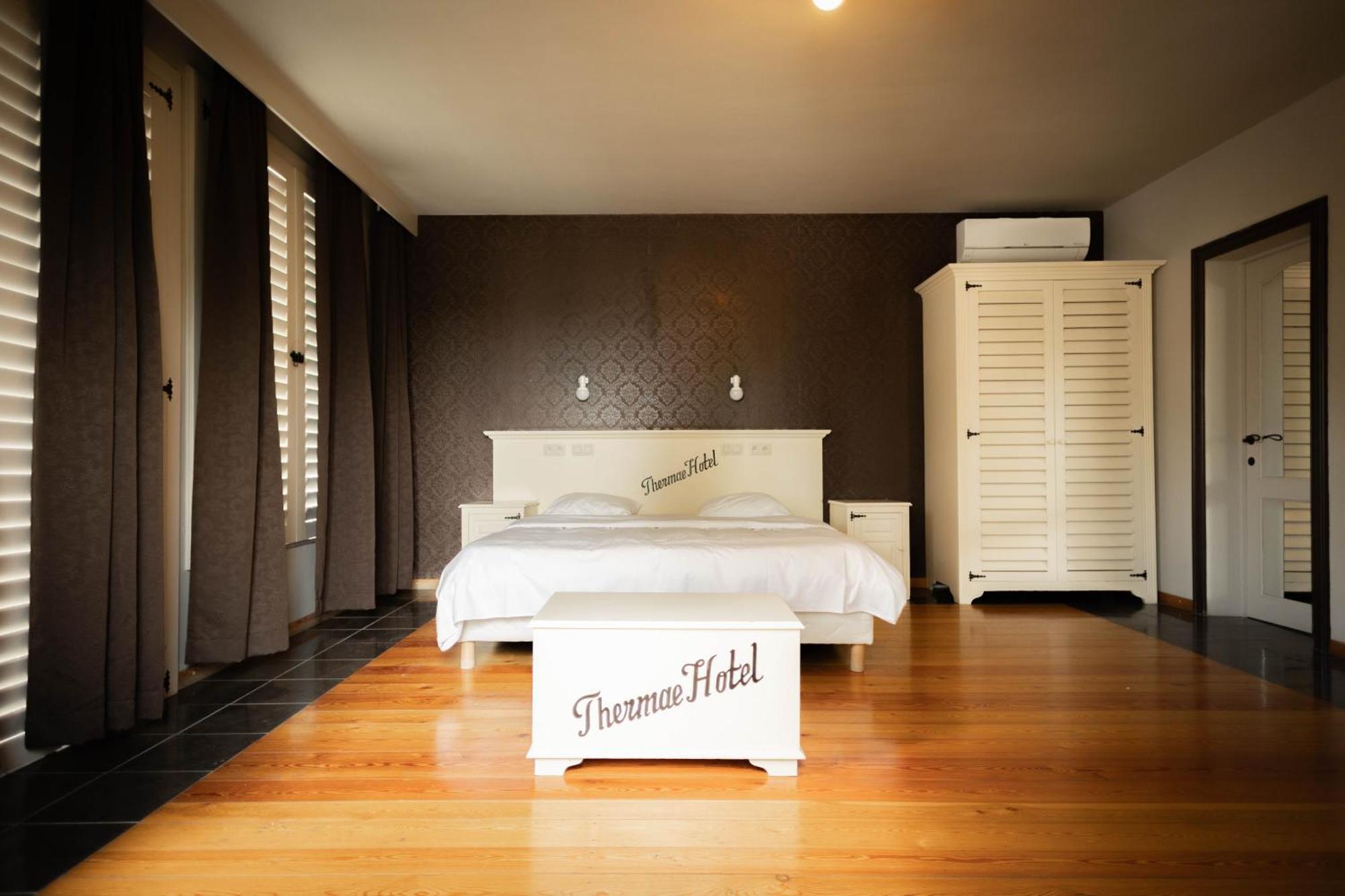 Deluxe Double Room,1765585673:JPEG